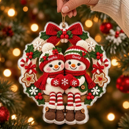 Personalized Crochet Style Snowman Couple Acrylic Ornament, Cute Christmas Wreath Decoration, Romantic Gift for Couples